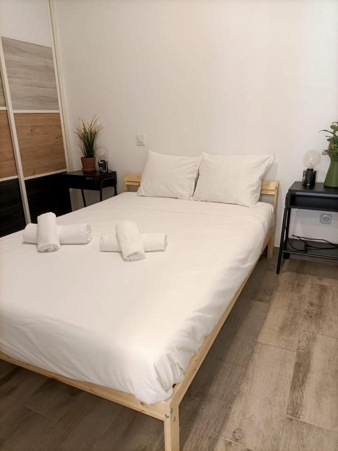 Apartamentos Jap Villaamil Madrid Eksteriør billede