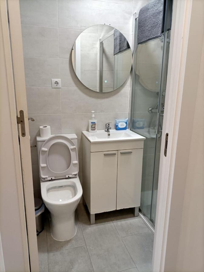 Apartamentos Jap Villaamil Madrid Eksteriør billede